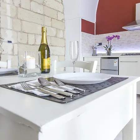 Dimora Corte Dei Saetta Apartmán Lecce